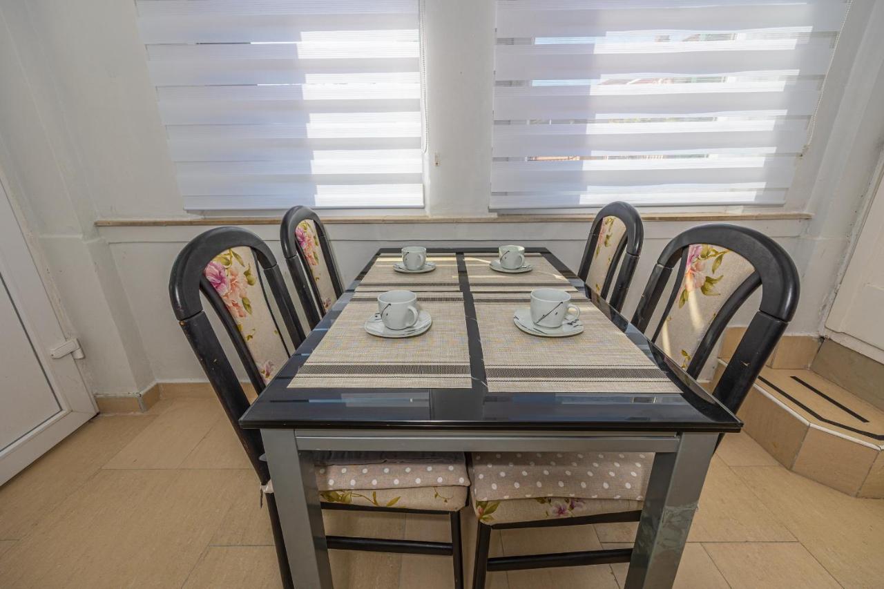 Apartments Lapis Jadranovo Zewnętrze zdjęcie